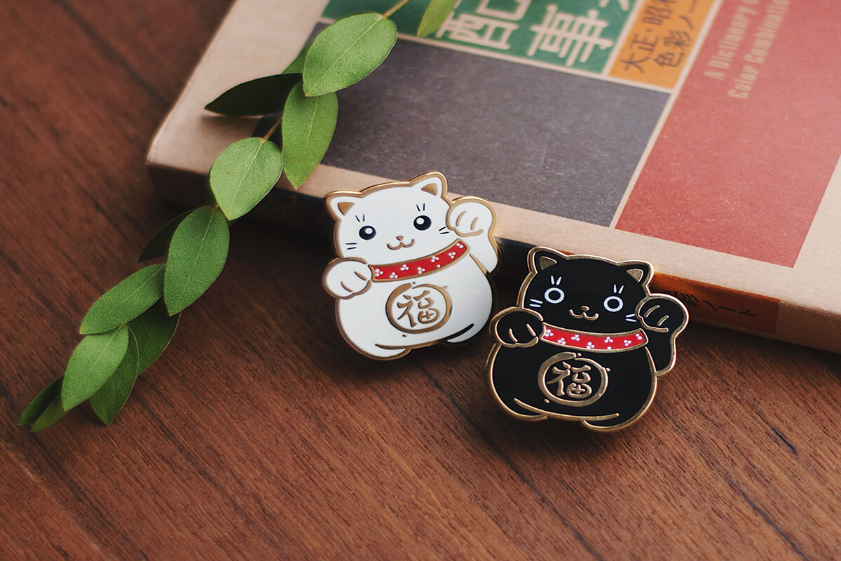 Enamel pin