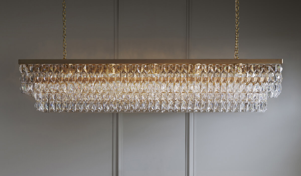 Choose the right crystal chandelier