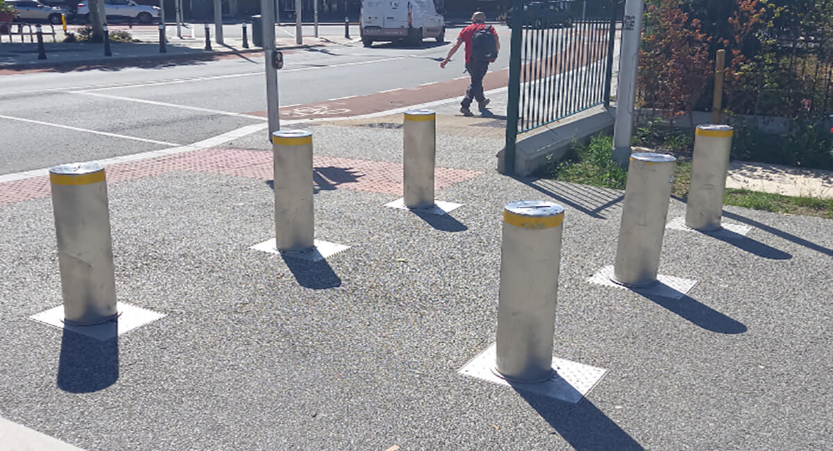 Retractable Bollards