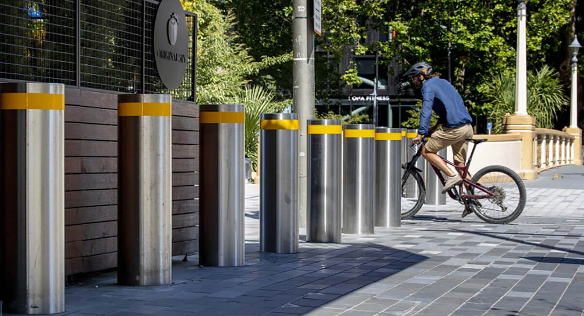 Retractable Bollards